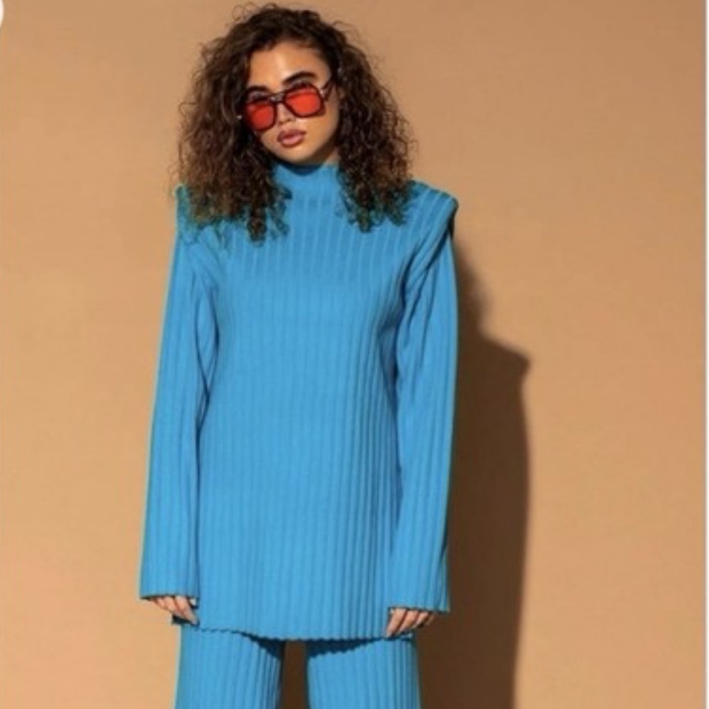 NWT Dressed in Lala New Era Luxe Knit Sweater in Electric Blue. Size Small.